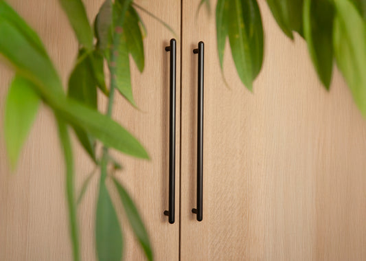 CLASSIC MINERAL BAR PULL | Mid (5/8")