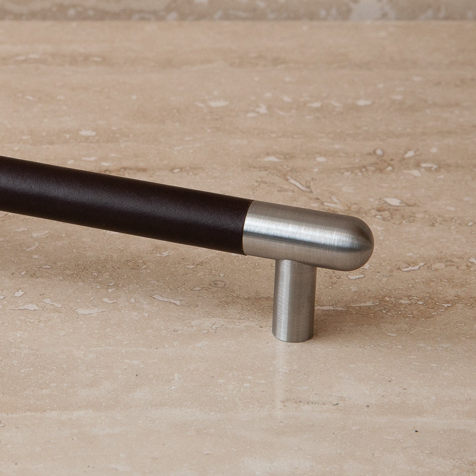 BRUSHED STAINLESS STEEL | DRESSED MINERAL | Wide (1")