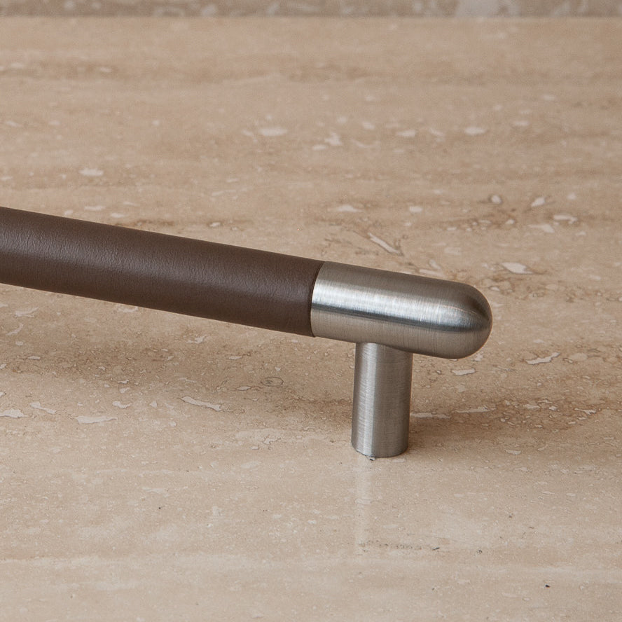 BRUSHED STAINLESS STEEL | DRESSED MINERAL | Wide (1")