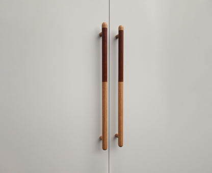 BP02 Bar Pull - Offset Leather