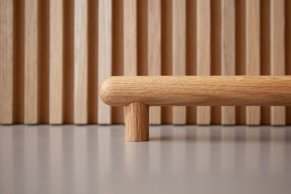 NATURAL WHITE OAK  |  TWO STANDOFFS