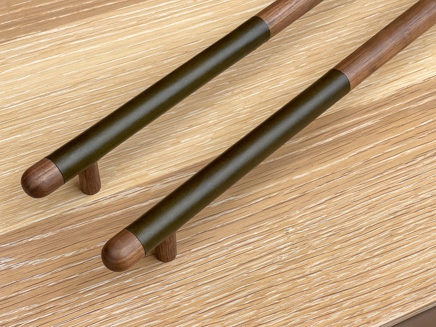 BP01  Cabinet Bar Pull - Offset Leather