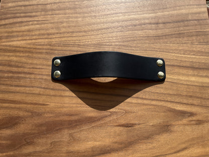 SP01 Leather Strap Pull