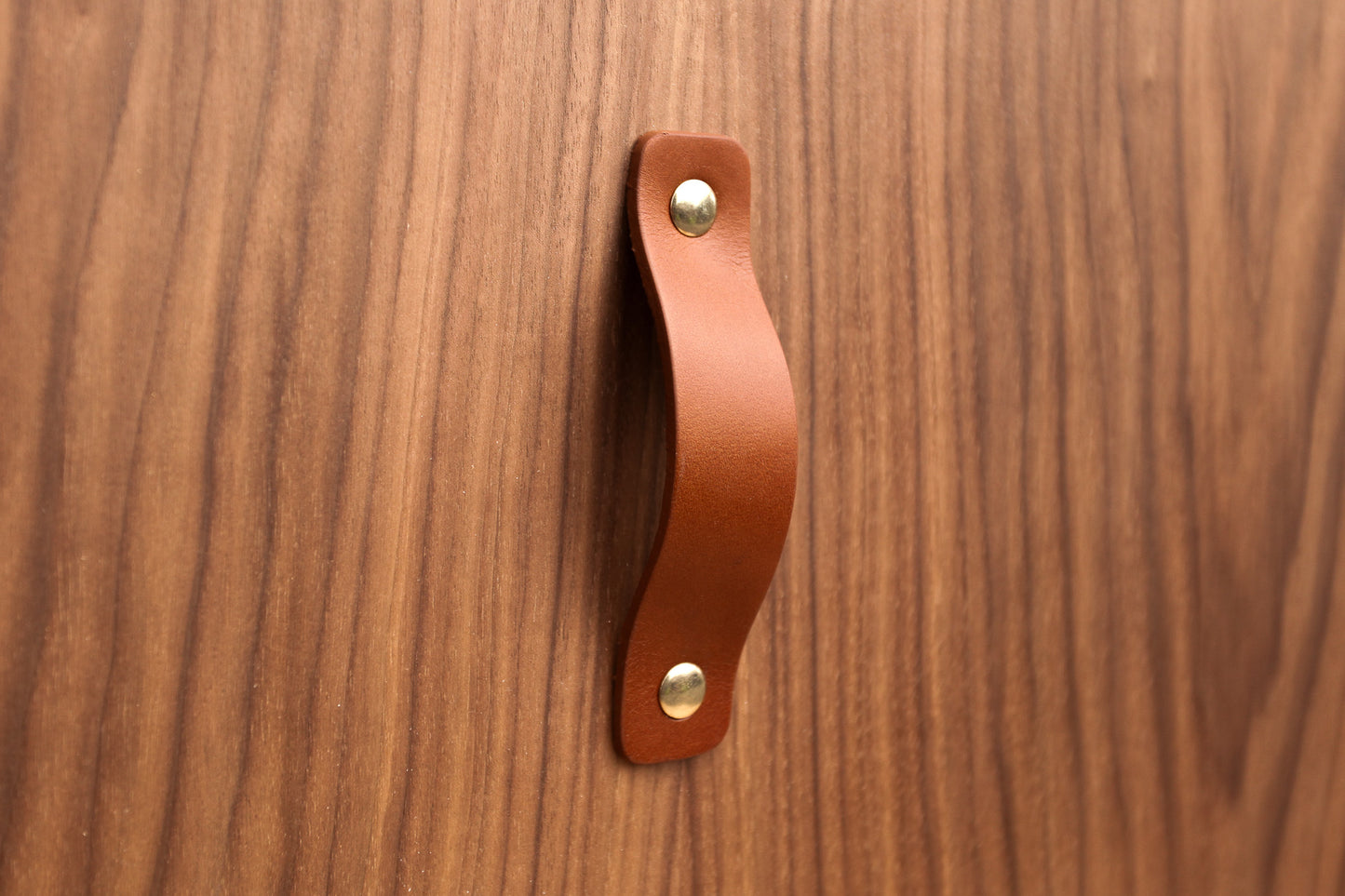 Hand crafted leather strap pull with brass fittings